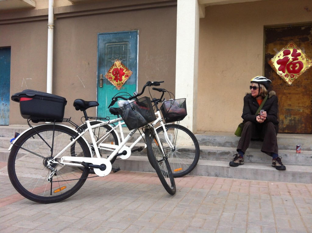 Coffee stop in Long Shan Village.