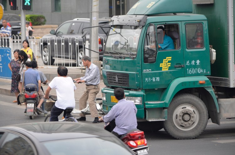 driving lessons in Beijing - if the pollution does not get you the driving will.