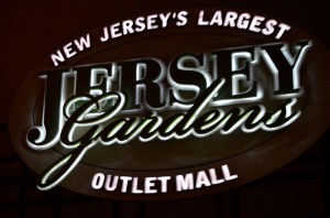 Jersey Gardens, Outlet Mall