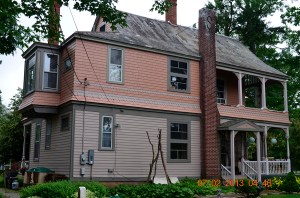 15 Second Street Round Lake from the side side