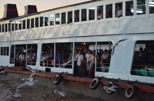 Ferry across the Yangon River to Dala