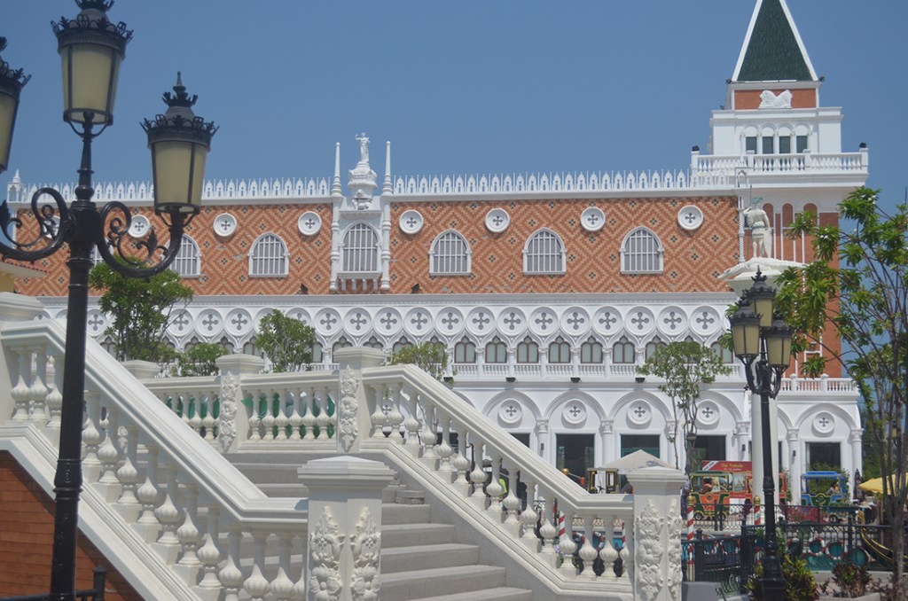 The Venezia Shopping Centre