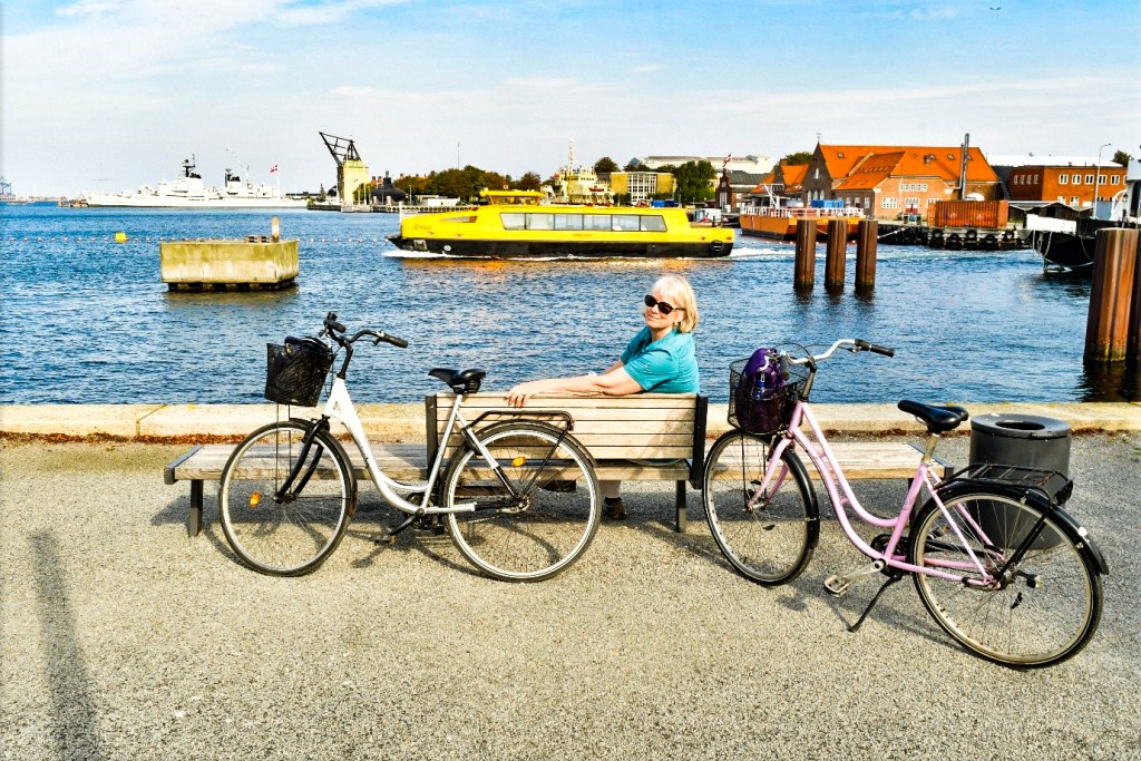 We spent a day going around on the yellow boat taxi - great way to see the city