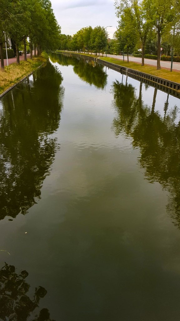 we rode along this canal for our daily ride; it features in our video of Utrecht - see below or above