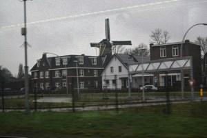 train Arnhem to Nieuwerkerk an de Ijssel