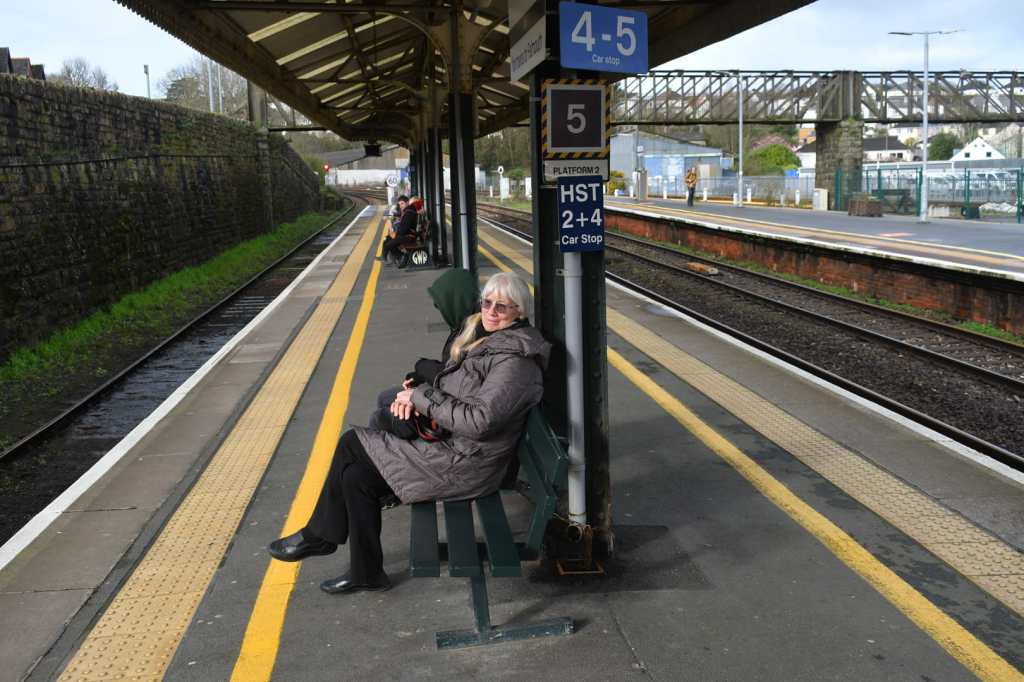 train to Falmouth