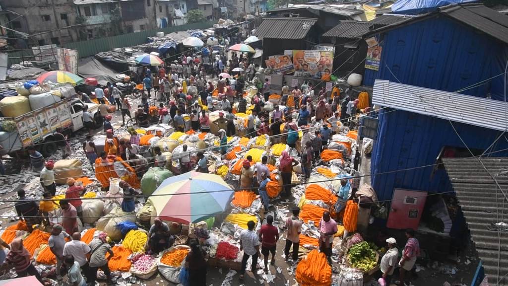 Mullick Ghat Flower Market